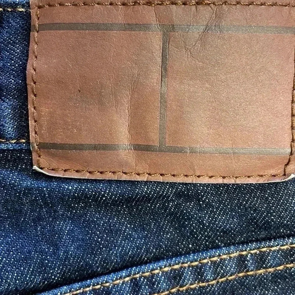 Tommy  Hilfiger Straight Leg Dark Wash Jeans Size 29 - Picture 11 of 11